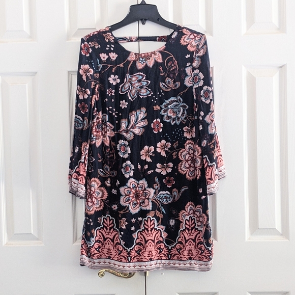 URBAN OUTFITTERS ECOTE Floral Bell Sleeves Low V Back Dress - Picture 1 of 5